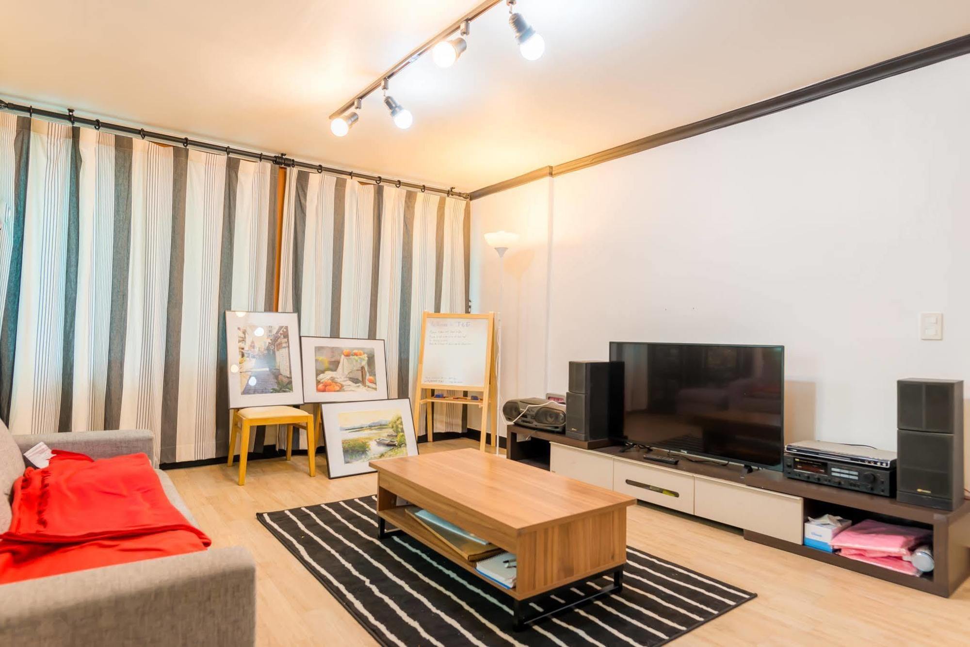 Tne House 2* Seoul